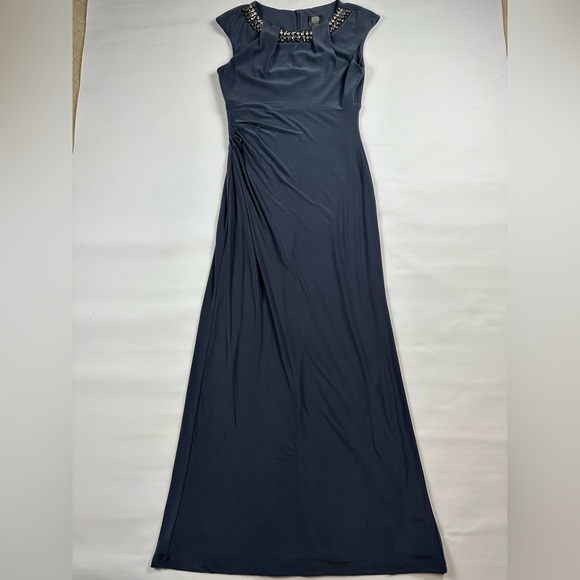 Vince Camuto blue/grey cap sleeved gown with jeweled neckline size 6 - Picture 3 of 11